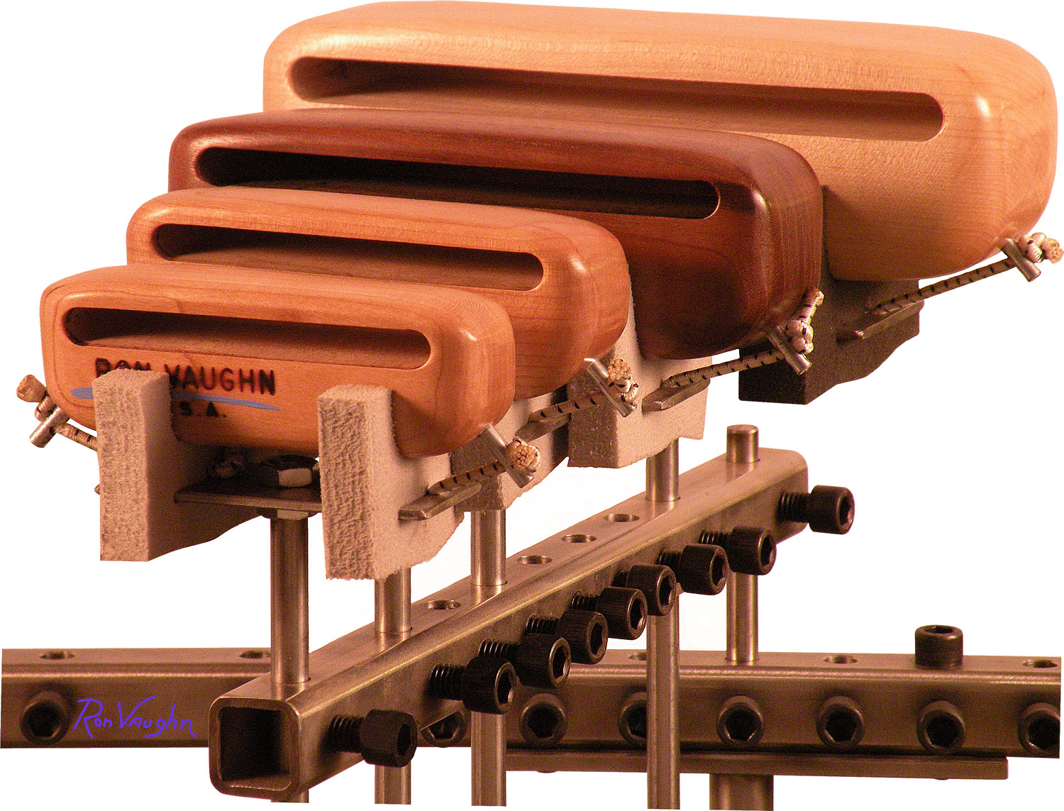 Web.4Blks+FlexMnt.angle.1500x1143